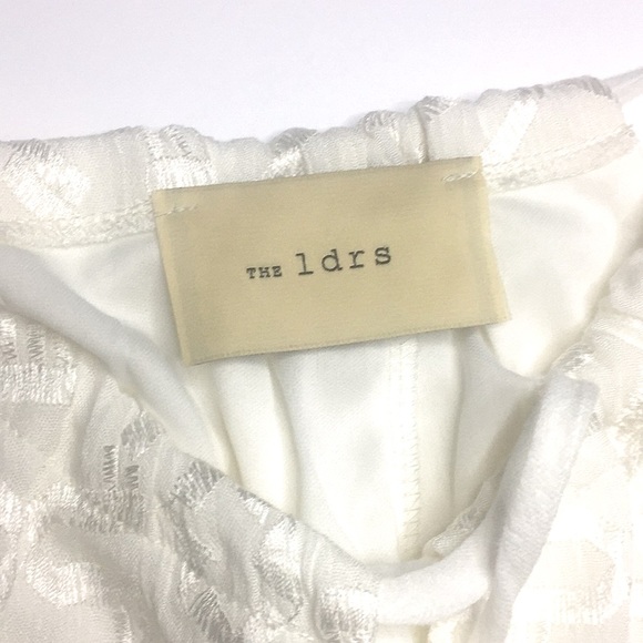 Ivory shorts Romper tank top with front tie - Picture 13 of 16